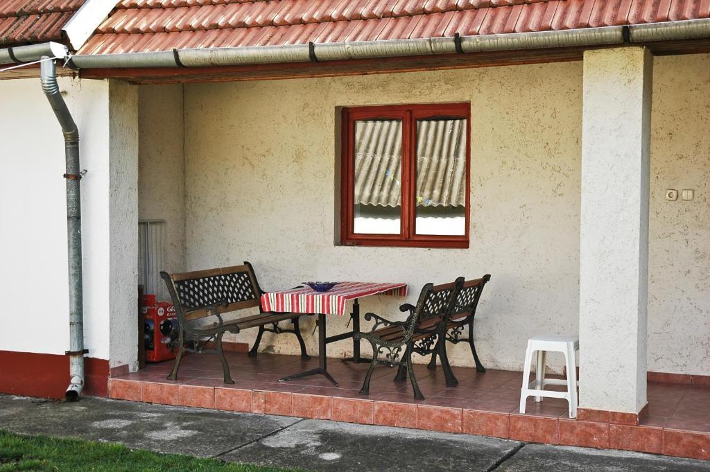 Hajdúszoboszló Amarin Apartments الغرفة الصورة